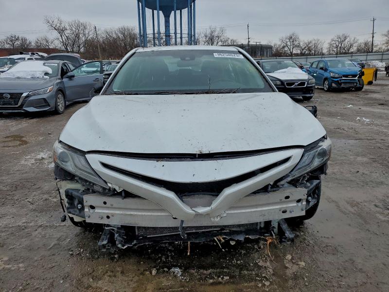 Фото 5 - TOYOTA CAMRY