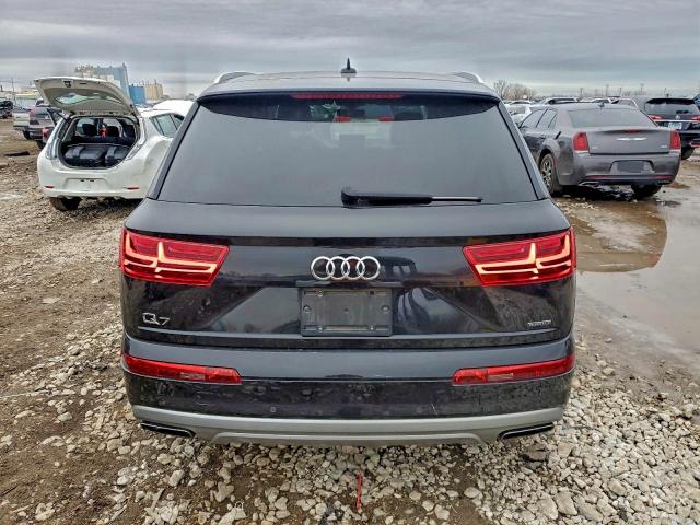 Фото 6 - AUDI Q7