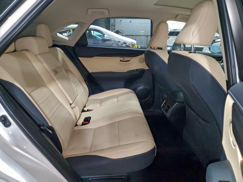 Фото 11 - LEXUS NX