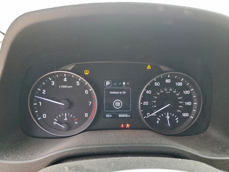 Фото 9 - HYUNDAI ELANTRA