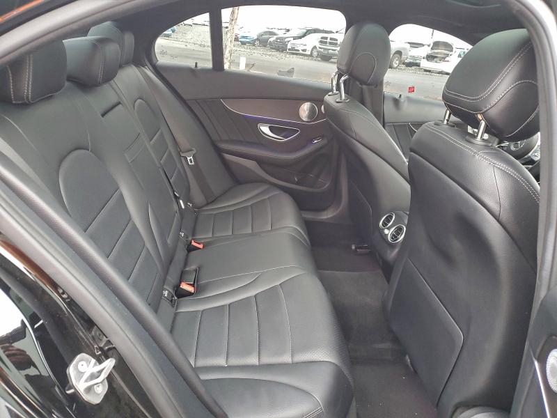 Фото 10 - MERCEDES-BENZ C-CLASS