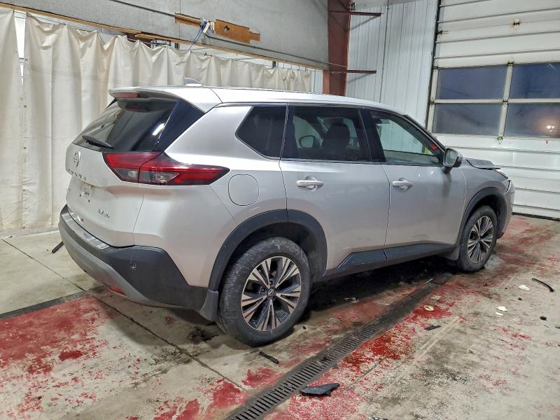 Фото 3 - NISSAN ROGUE