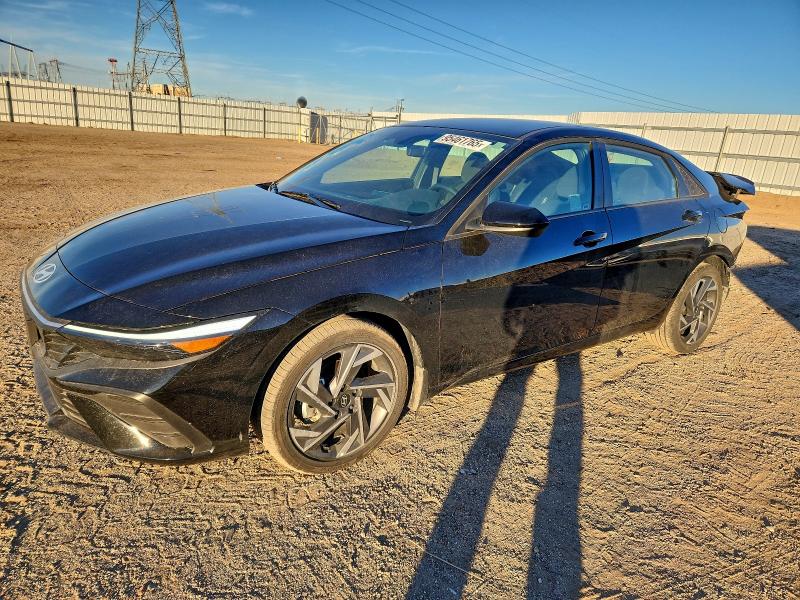 Фото 1 - HYUNDAI ELANTRA