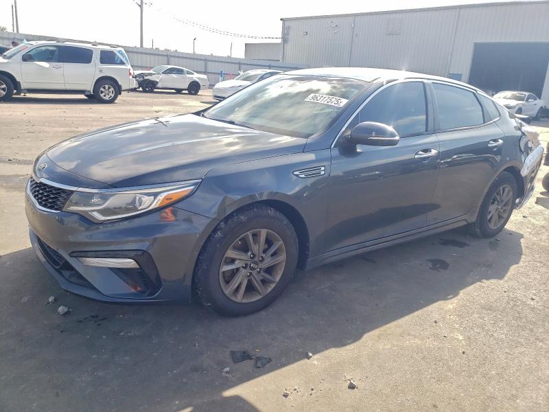 Фото 1 - KIA OPTIMA