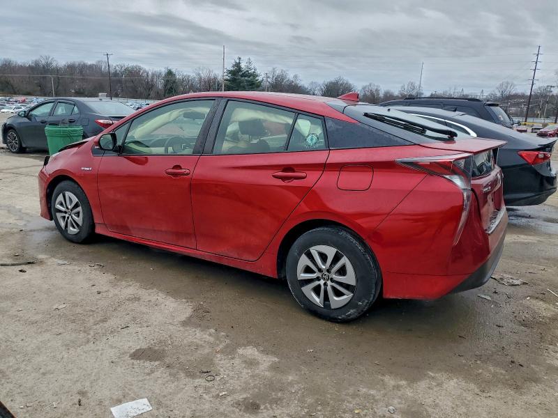 Фото 2 - TOYOTA PRIUS