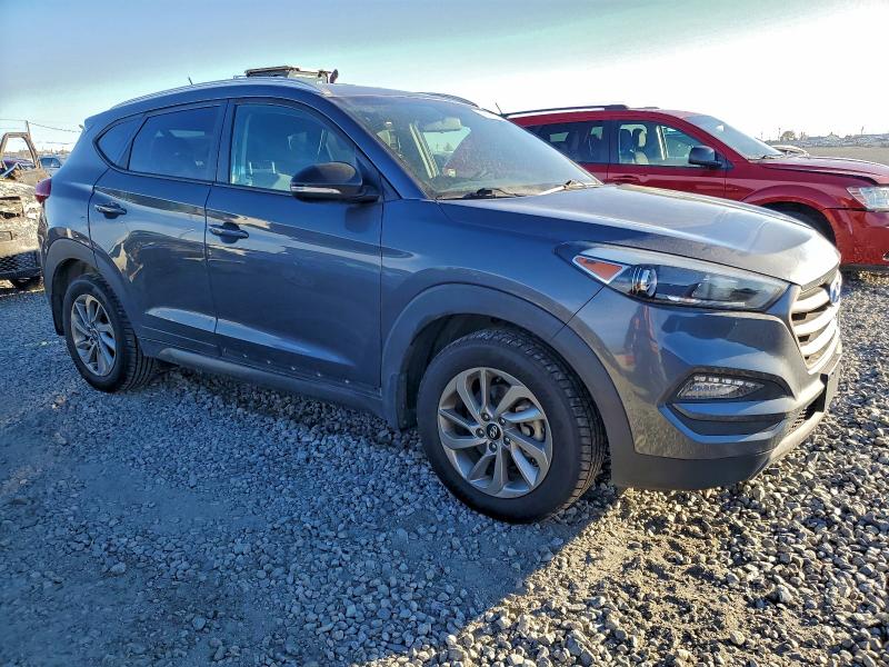 Фото 4 - HYUNDAI TUCSON