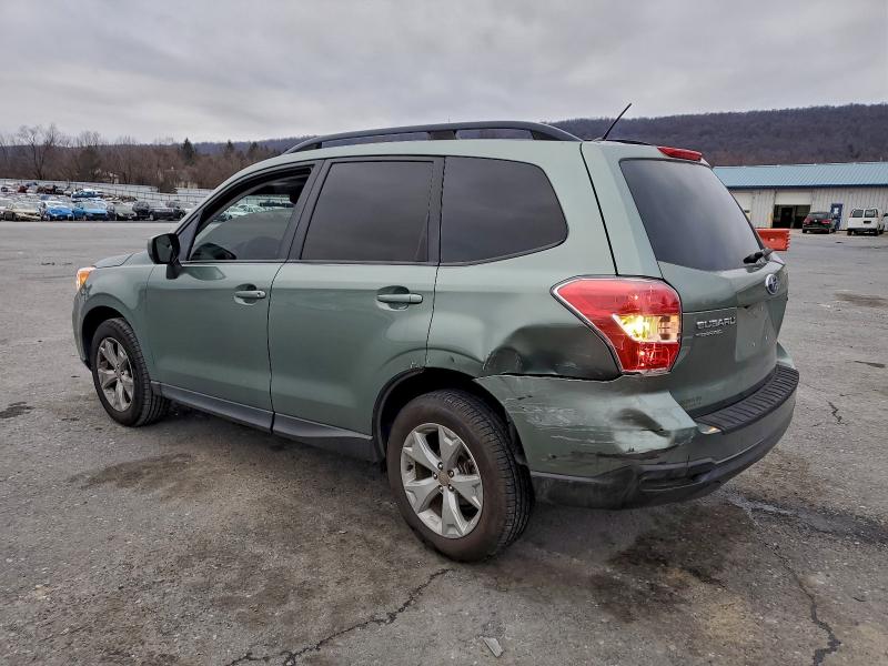 Фото 2 - SUBARU FORESTER