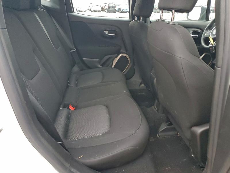 Фото 10 - JEEP RENEGADE