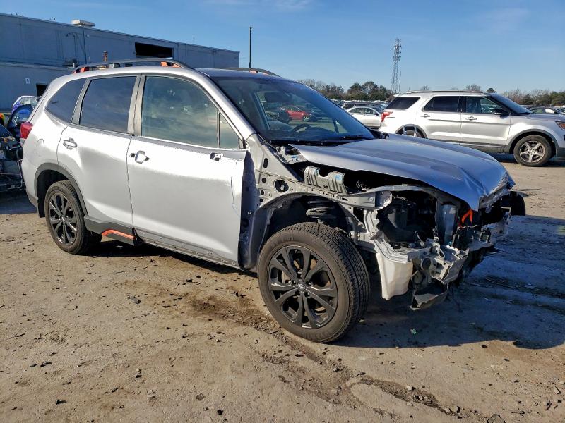Фото 4 - SUBARU FORESTER