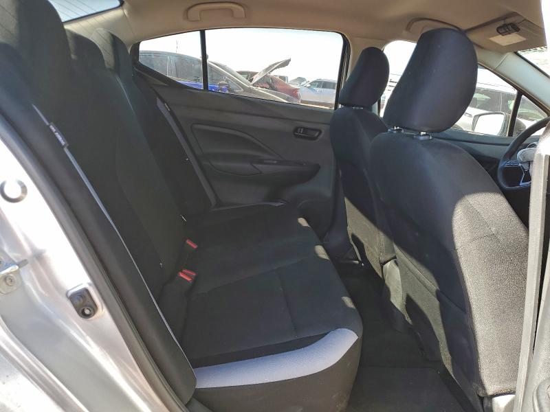 Фото 10 - NISSAN VERSA