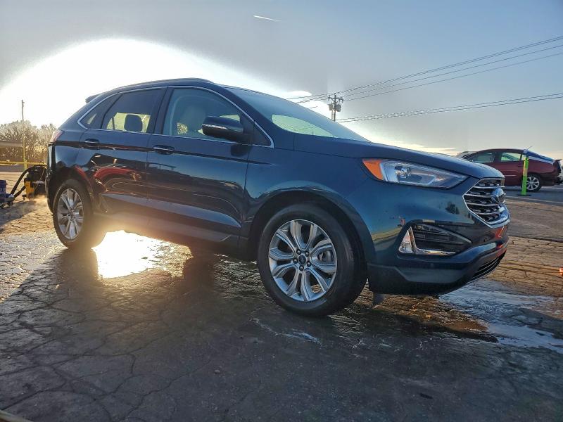 Фото 4 - FORD EDGE