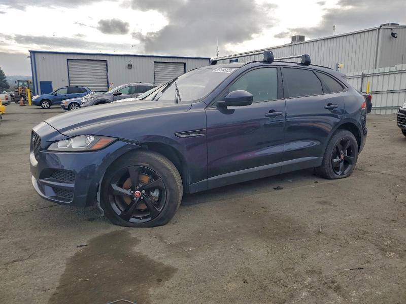 Фото 1 - JAGUAR F-PACE