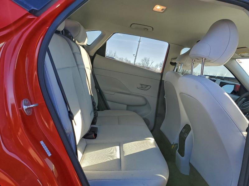 Фото 11 - HYUNDAI KONA