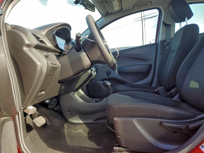 Фото 7 - CHEVROLET SPARK