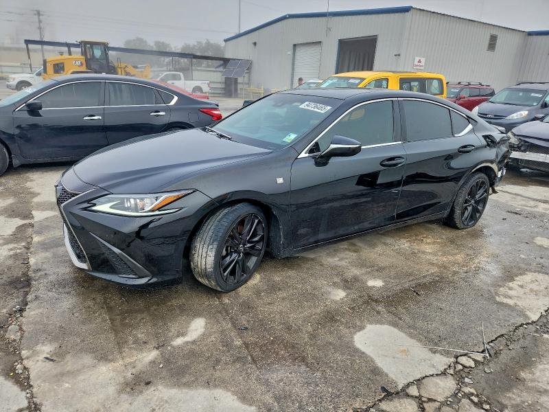 Фото 1 - LEXUS ES350