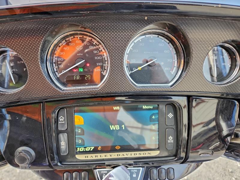 HARLEY-DAVIDSON FL 2016