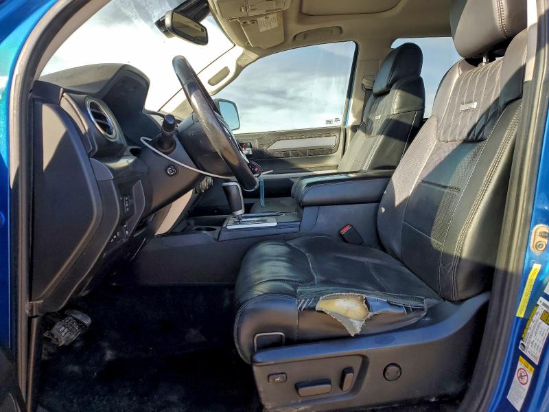 Фото 7 - TOYOTA TUNDRA