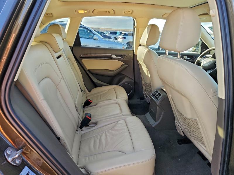 Фото 11 - AUDI Q5