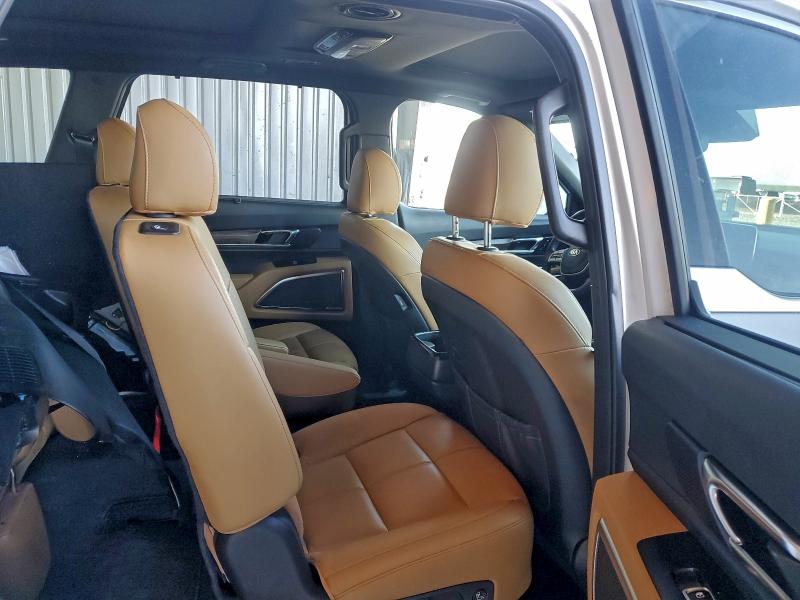 Фото 10 - KIA TELLURIDE