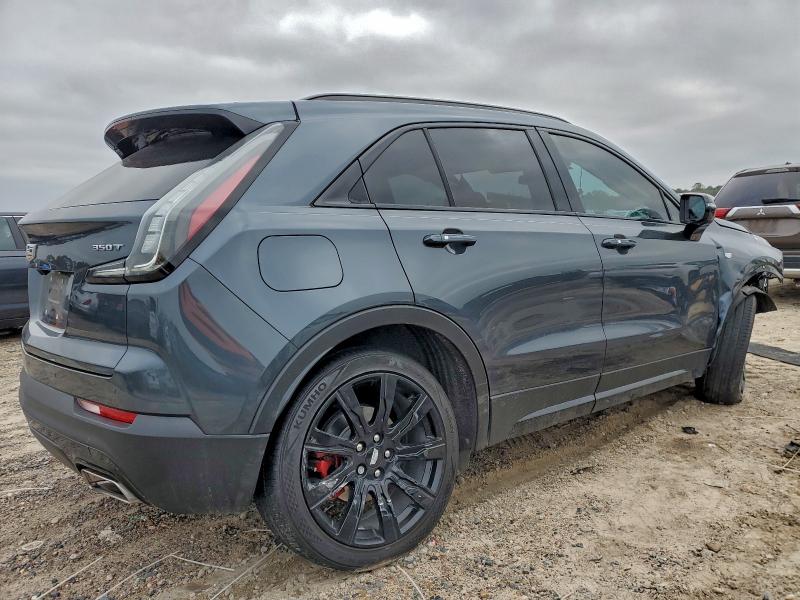 Фото 3 - CADILLAC XT4