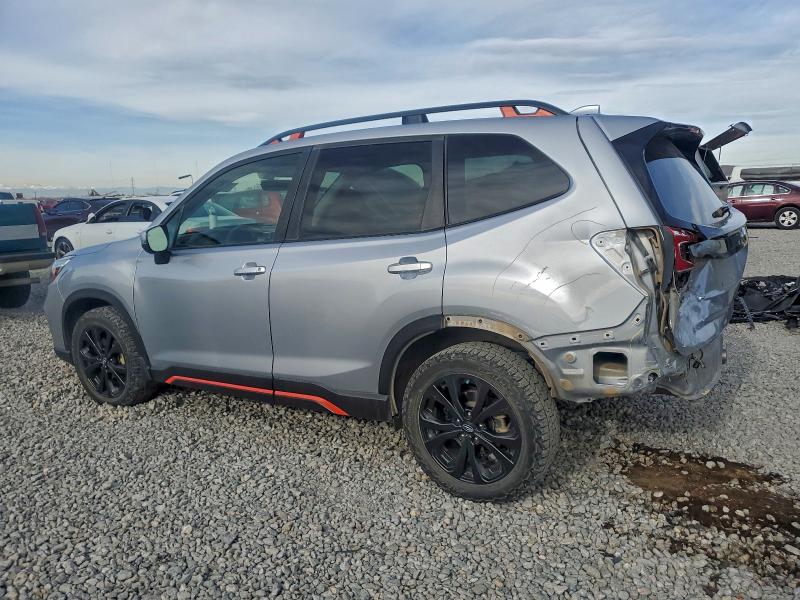 Фото 2 - SUBARU FORESTER