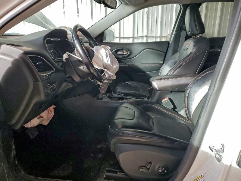 Фото 7 - JEEP CHEROKEE