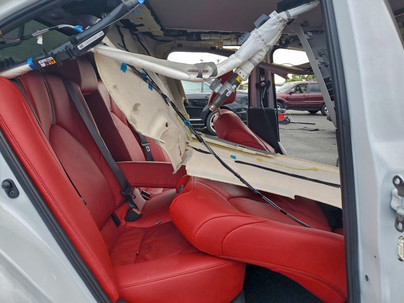 Фото 10 - TOYOTA CAMRY