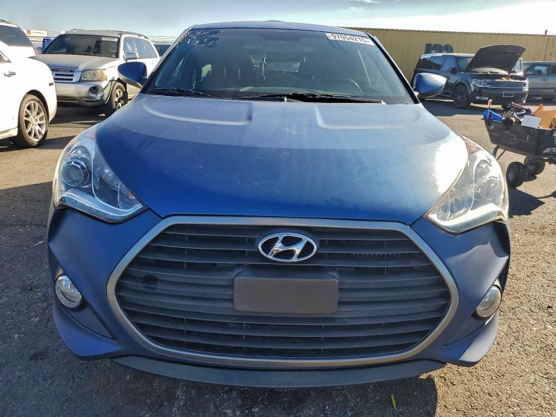 Фото 5 - HYUNDAI VELOSTER