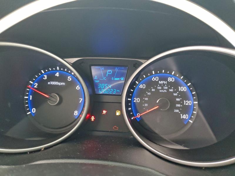 Фото 9 - HYUNDAI TUCSON