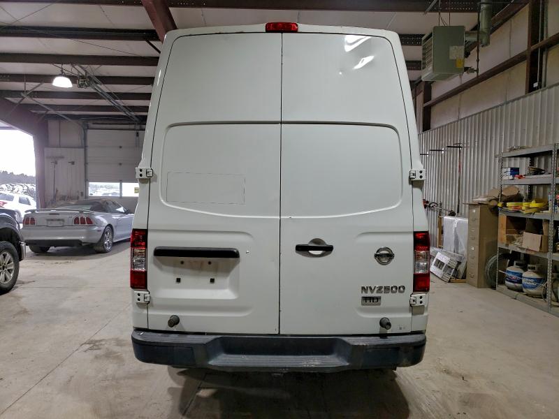 Фото 6 - NISSAN NV