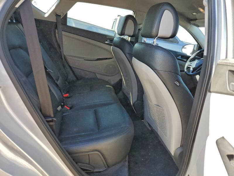 Фото 10 - HYUNDAI TUCSON