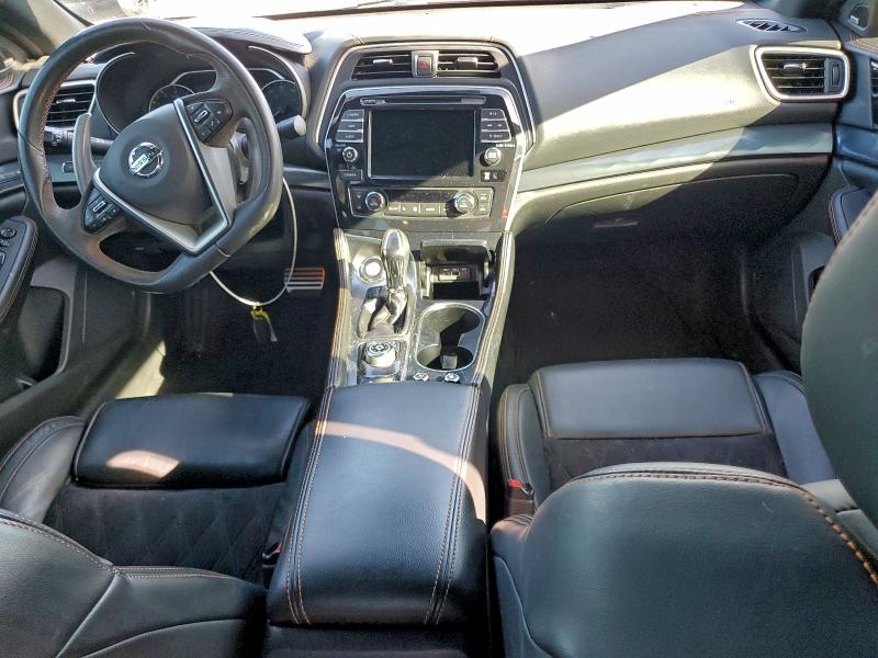Фото 8 - NISSAN MAXIMA