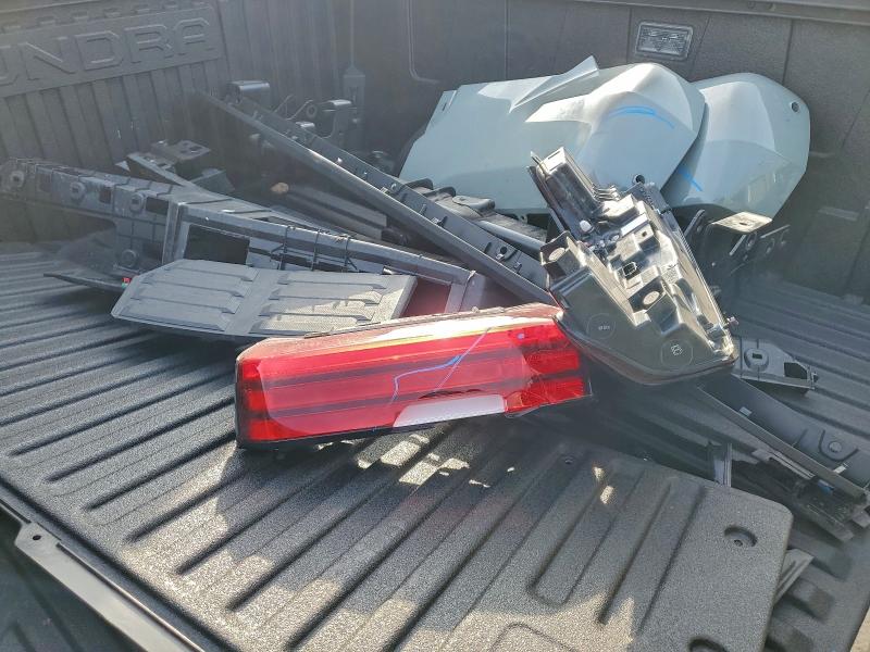 Фото 12 - TOYOTA TUNDRA