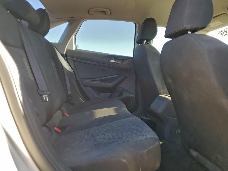 Фото 10 - VOLKSWAGEN JETTA