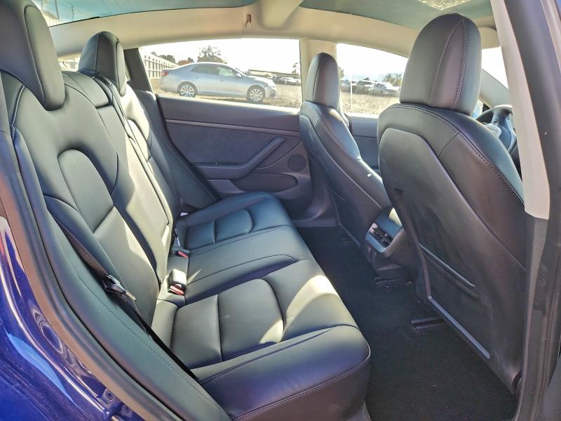 Фото 10 - TESLA MODEL 3