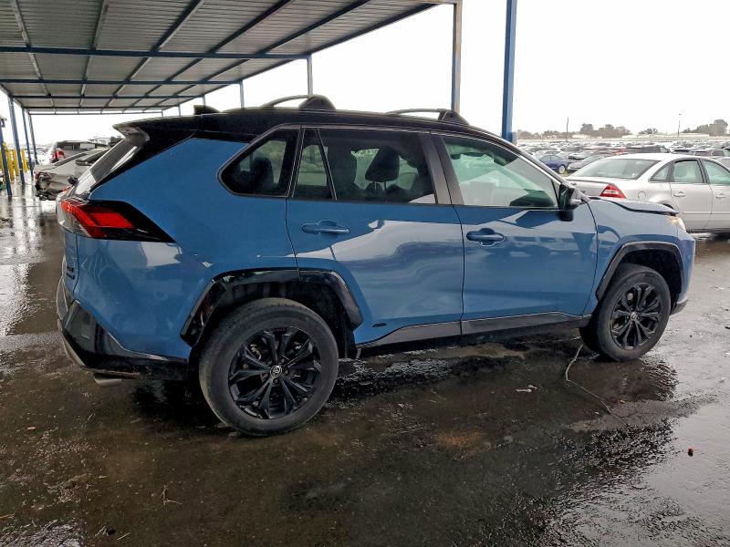 Фото 3 - TOYOTA RAV4