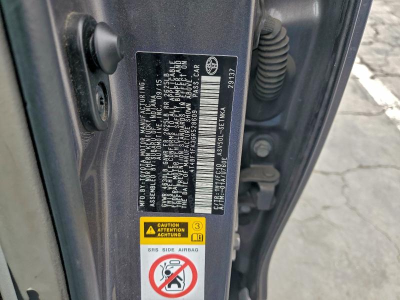 Фото 12 - TOYOTA CAMRY