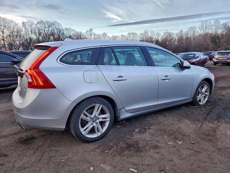 Фото 3 - VOLVO V60