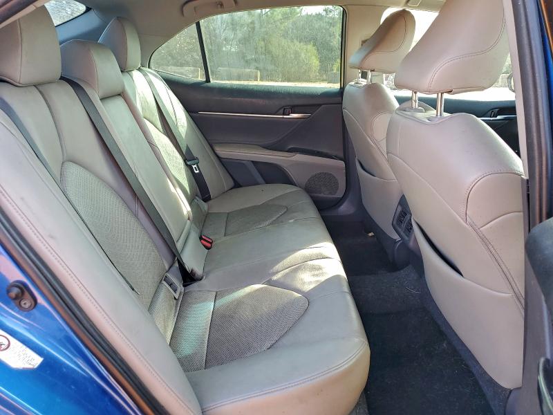 Фото 10 - TOYOTA CAMRY