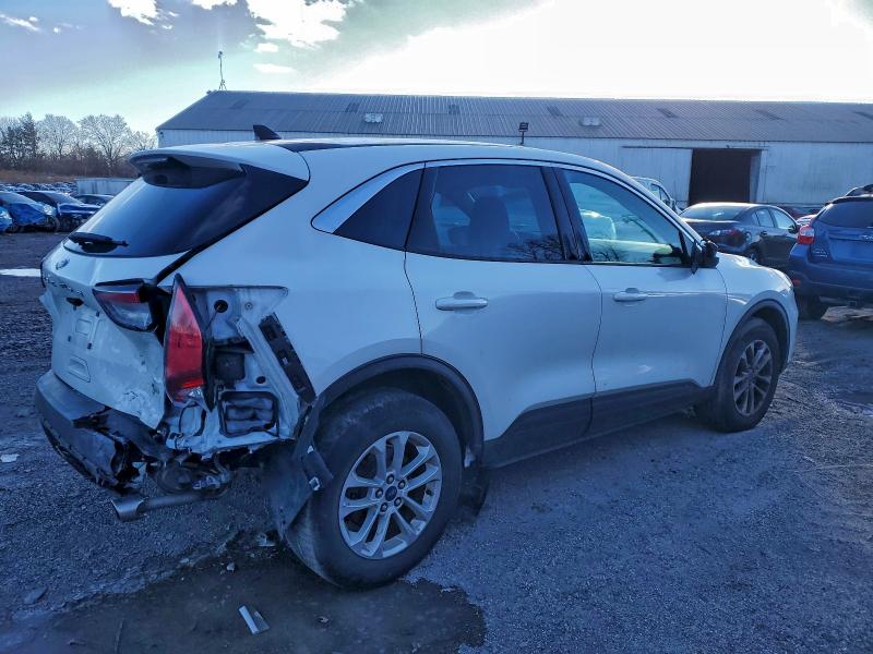 Фото 3 - FORD ESCAPE