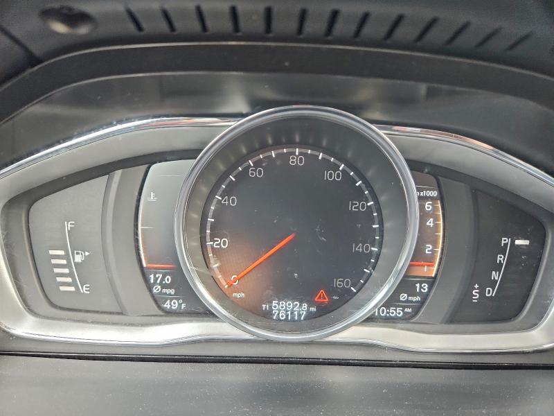 Фото 9 - VOLVO V60