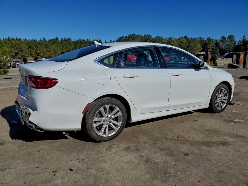 Фото 3 - CHRYSLER 200