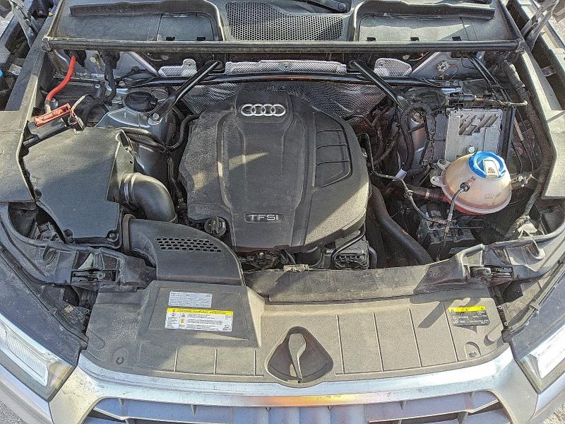 Фото 11 - AUDI Q5