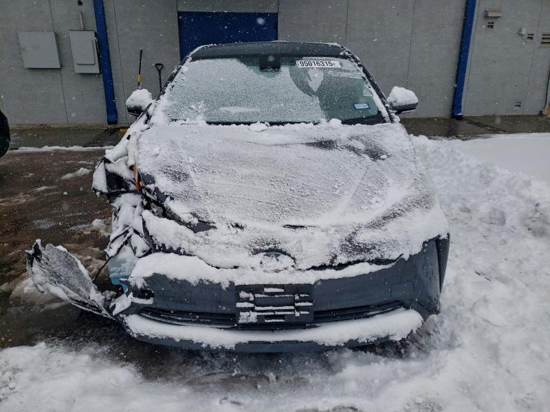 Фото 5 - TOYOTA PRIUS