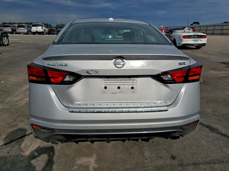 Фото 6 - NISSAN ALTIMA