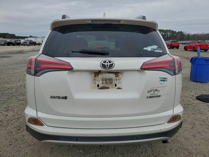 Фото 6 - TOYOTA RAV4