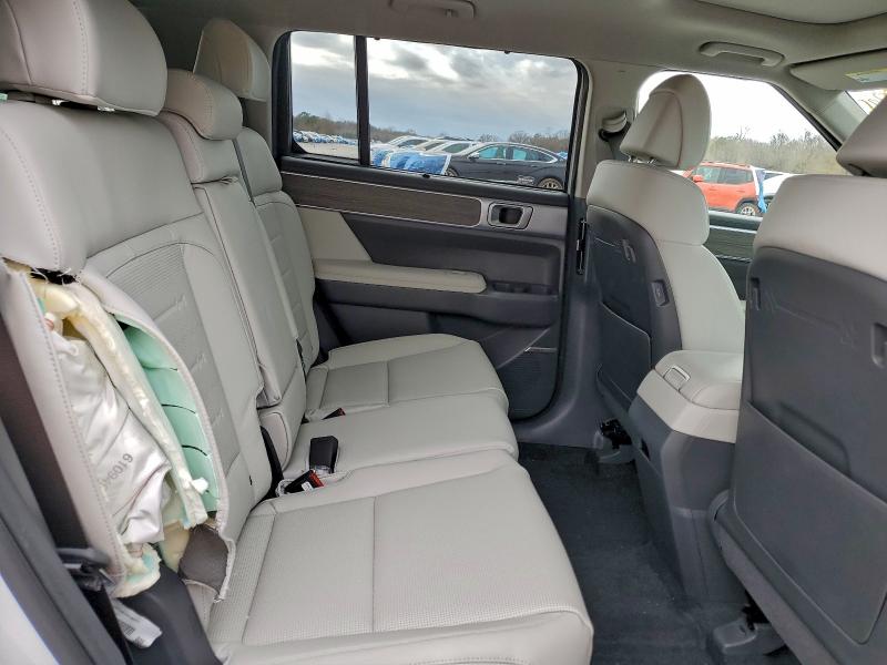 Фото 11 - HYUNDAI SANTA FE