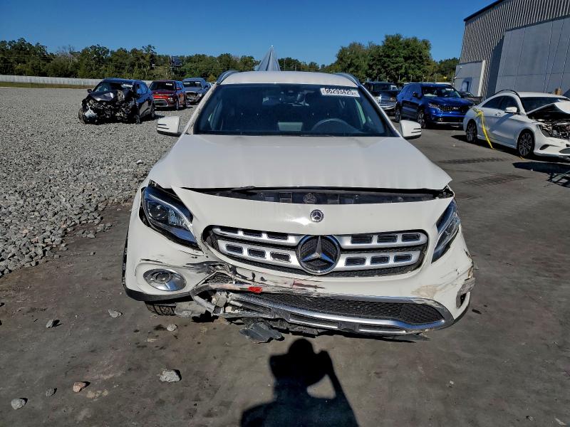 Фото 5 - MERCEDES-BENZ GLA-CLASS