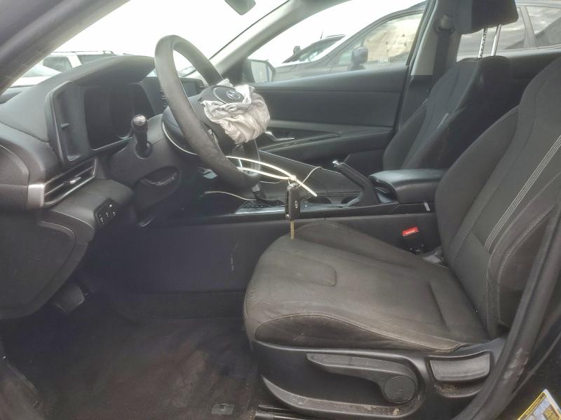 Фото 7 - HYUNDAI ELANTRA