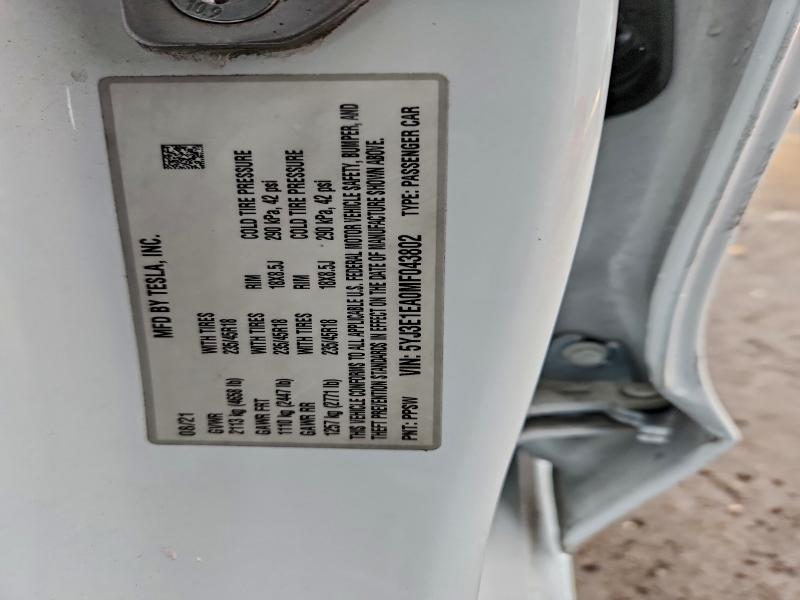 Фото 12 - TESLA MODEL 3